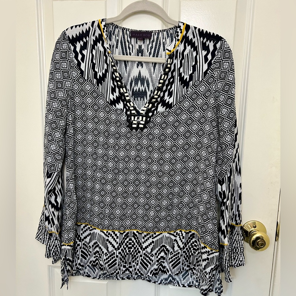 NWOT Hale Bob Black and White Geometric Top